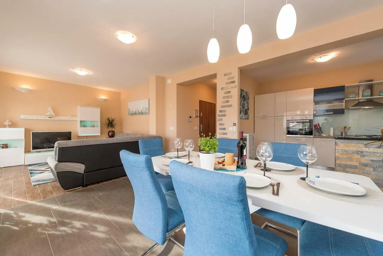 Apartment Maja With Private Pool Sveti Petar  Croatia