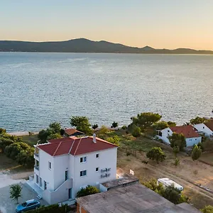 Diana Sveti Petar (Zadar)