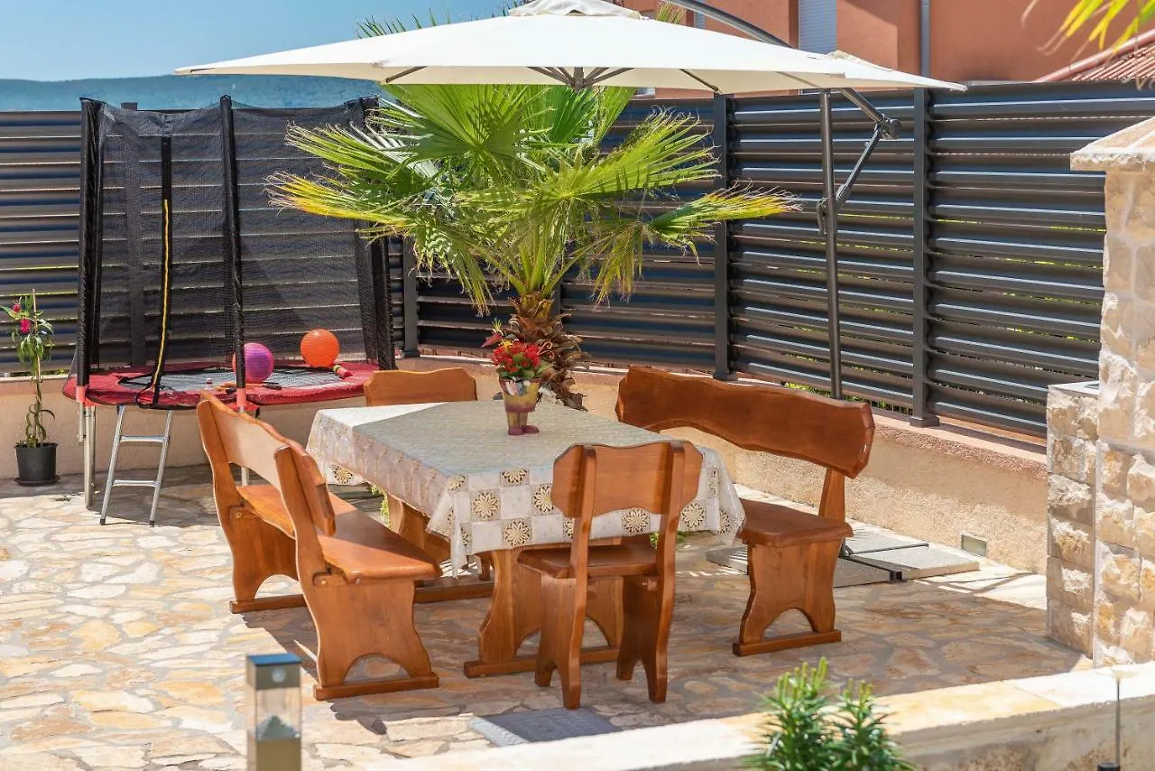 Apartment Maja With Private Pool Sveti Petar
