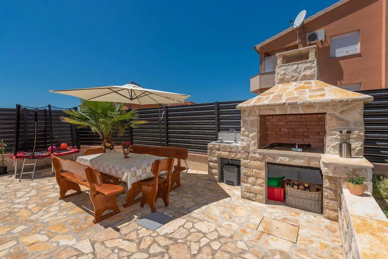 Apartment Maja With Private Pool Sveti Petar  0*, Sveti Petar (Zadar)